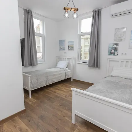 The House Apartment